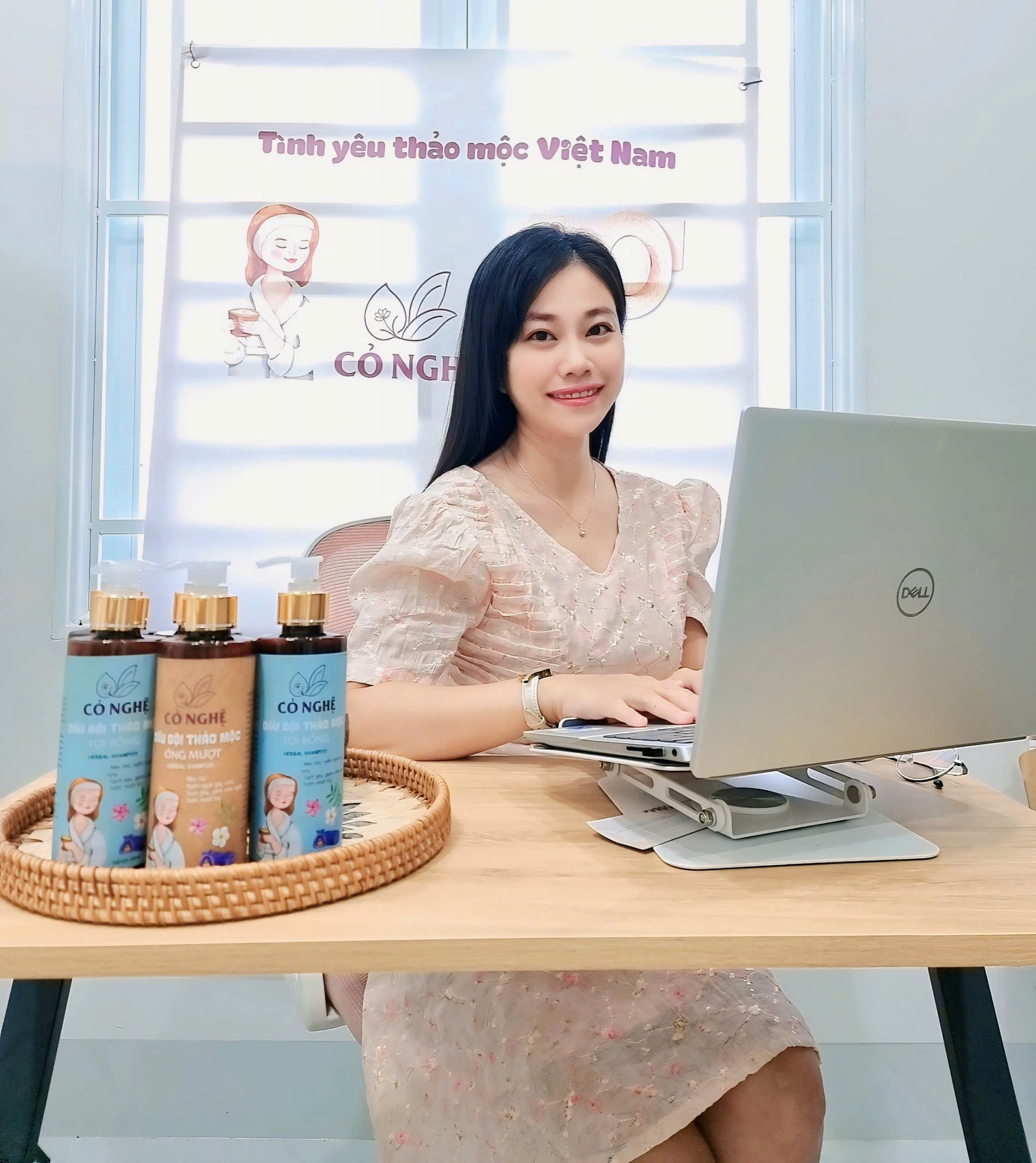 nhu-ly-nha-phan-phoi-cua-dau-goi-thao-moc-co-nghe